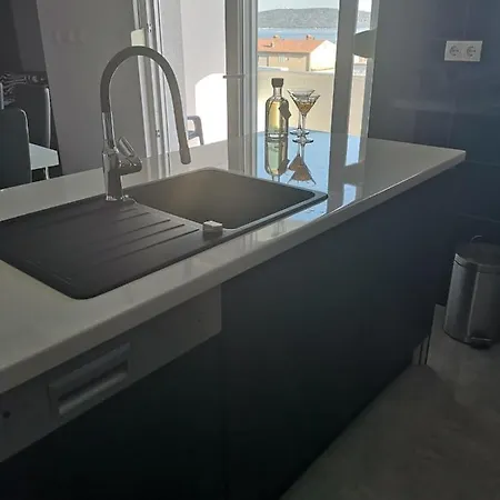 Istuk Apartment *